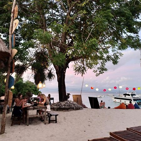 Molamola House Otel Lembongan Dış mekan fotoğraf