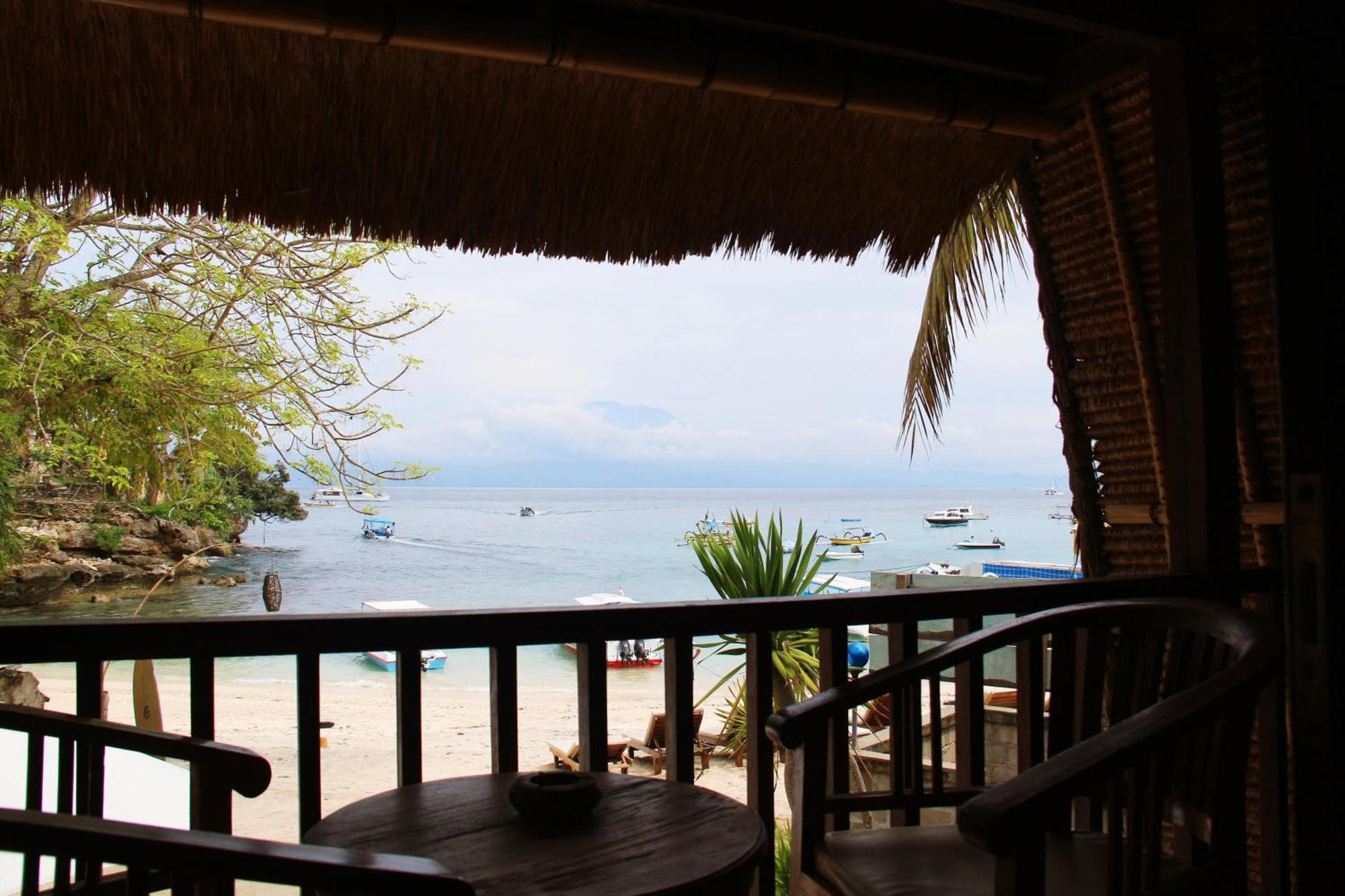 Molamola House Otel Lembongan Oda fotoğraf