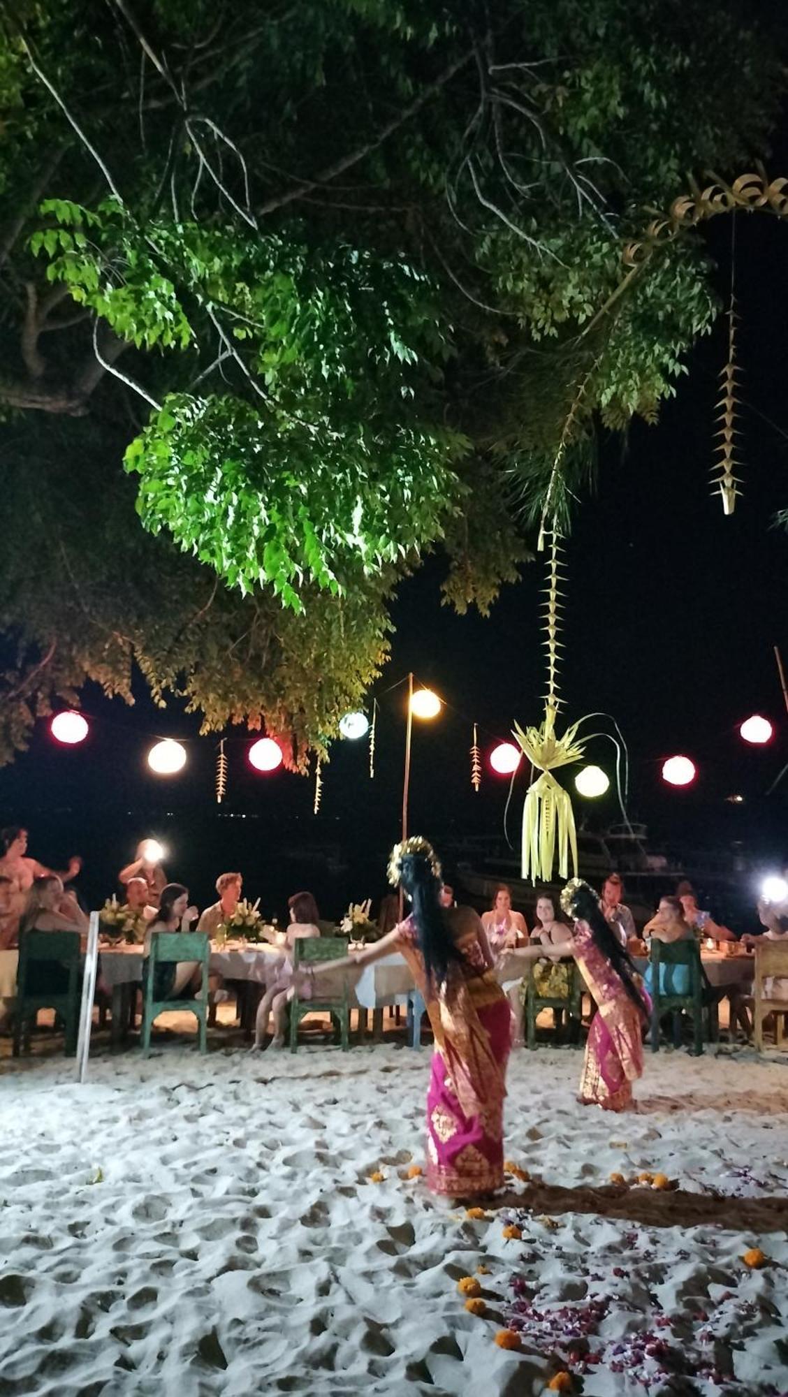 Molamola House Otel Lembongan Dış mekan fotoğraf