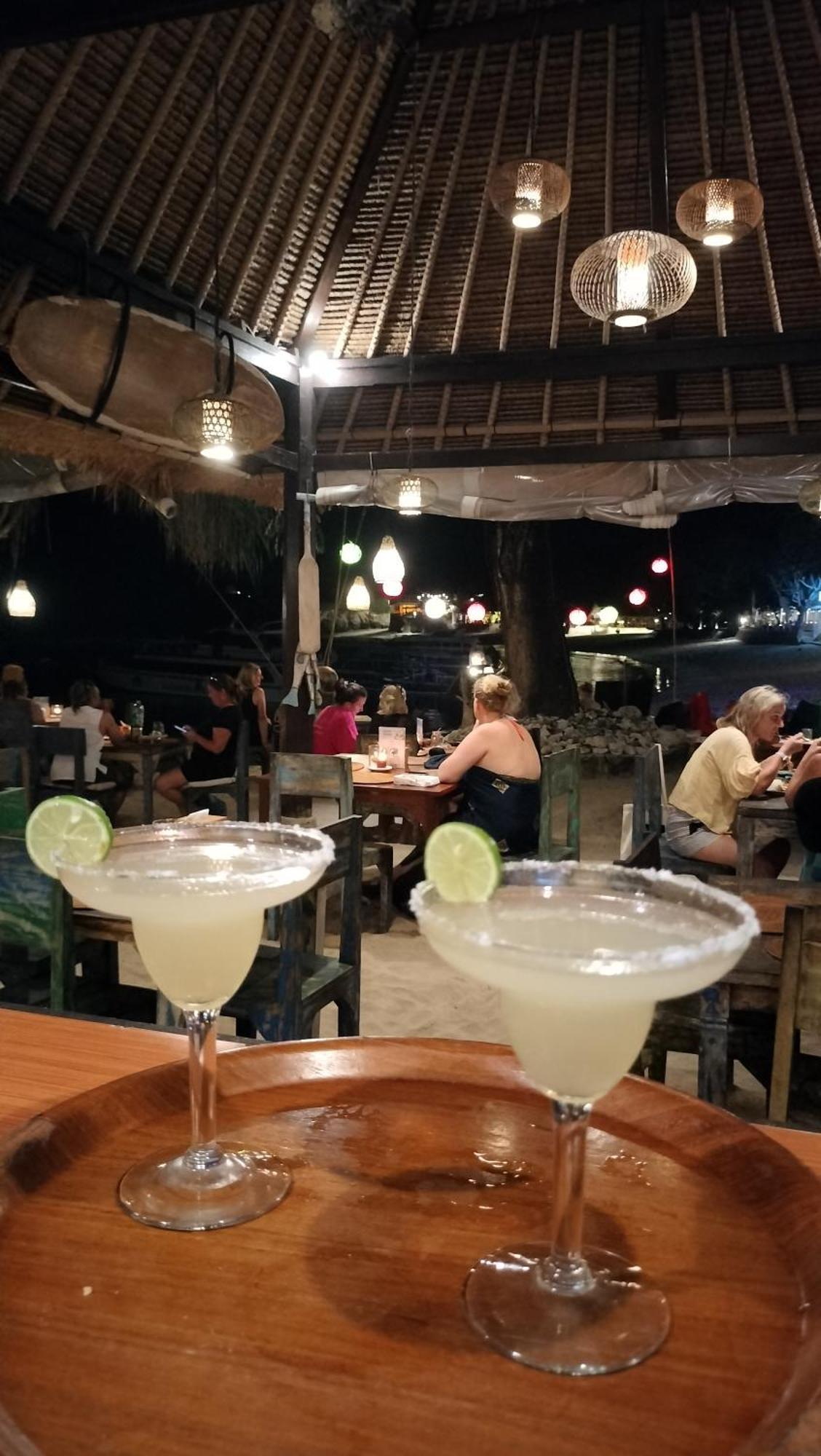 Molamola House Otel Lembongan Dış mekan fotoğraf