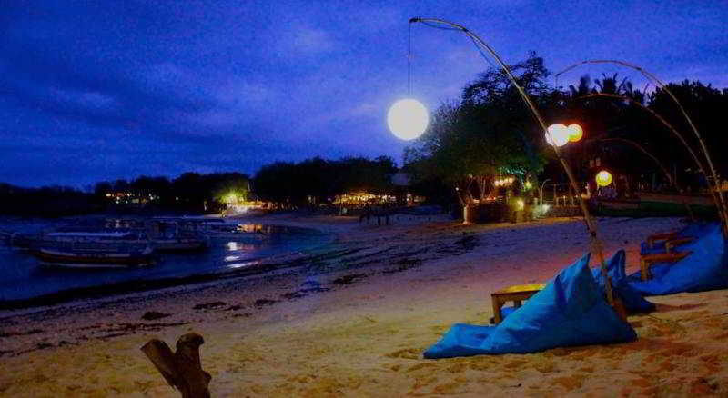 Molamola House Otel Lembongan Dış mekan fotoğraf